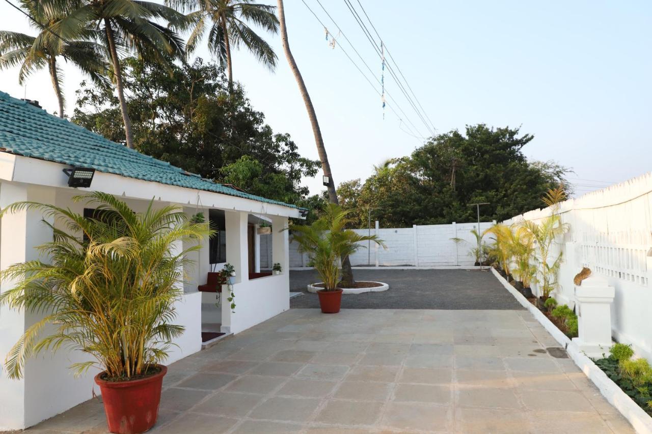 Villa Atlantis - Luxury Independent Private Villa in Anjuna Buitenkant foto